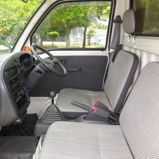 ☆激安軽トラ!!幌付き!!AC付き!!絶好調!!5速MT!奇跡の実走行49,360km!コミコミ総額20万円ポッキリ提供!!車検令和2年9月30日まで!早い者勝ち☆の画像