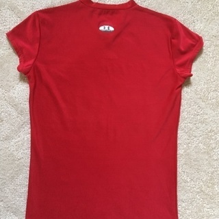アンダーアーマー Tシャツの画像