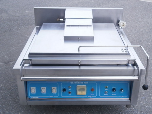 ☆中古品 厨房用品 電気多目的焼物器 NGM-6A 餃子 動作問題無し☆