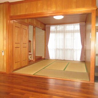 ☆戸建４LDK広々リビング♪エアコン3台♪カーテン、1部家具付き♪綺麗な部屋です♪☆内見受付中♪ - 賃貸（マンション/一戸建て）