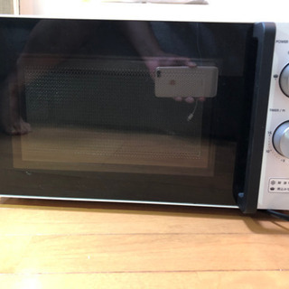 洗濯機、レンジ、冷蔵庫の画像