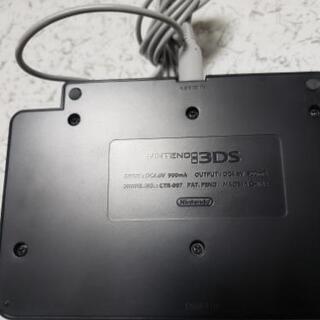 【未使用】3DSの充電台と充電器
