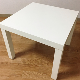 IKEAテーブル