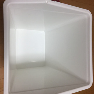 ストレージボックス洗浄済品の画像