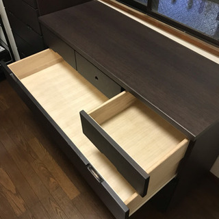 四つ足ワイドチェストの画像