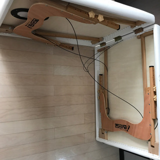 都内中央区   引き取り限定。サロン用ベッド   無料で差し上げます！の画像