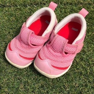 2,000【used】14㌢ MIKIHOUSE 女児向けサンダルの画像