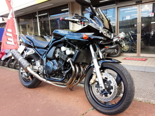 NO.2737　ＦＺ４００　水冷４サイクル１６バルブ４気筒　ＳＰ忠雄スーパーコンバット　ブラック　☆彡