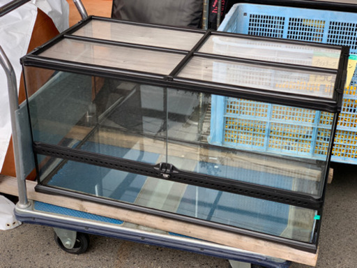 爬虫類 飼育ケース ガラス W90×D45×H47cm 中古