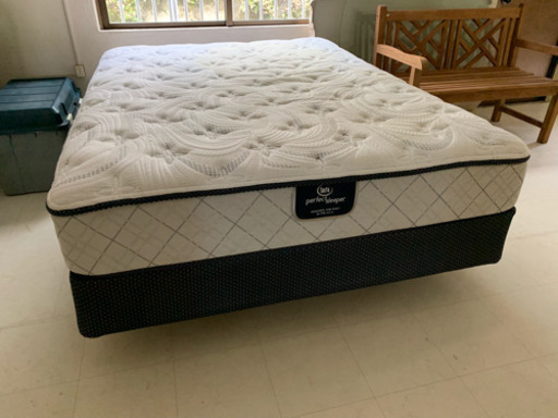 アメリカ製 ベッド (配達可)