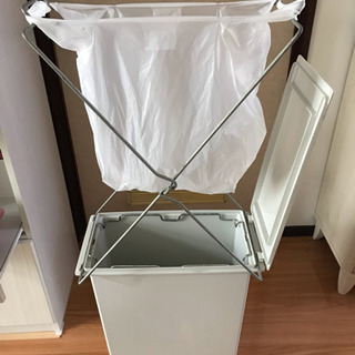 【取引き中】無印良品 ゴミ箱 セットの画像