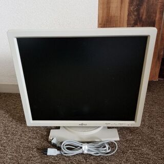 富士通　カラー液晶ディスプレイ