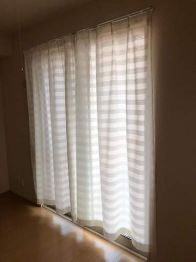 無印のカーテン②