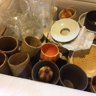 無料◆未使用保管品 食器いろいろ みかん箱いっぱい