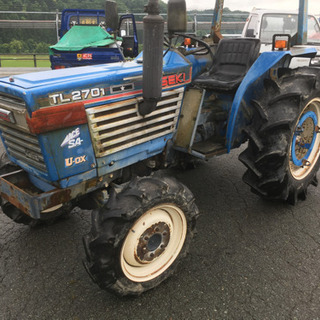 tl2701▲トラクター！4wd！実働！