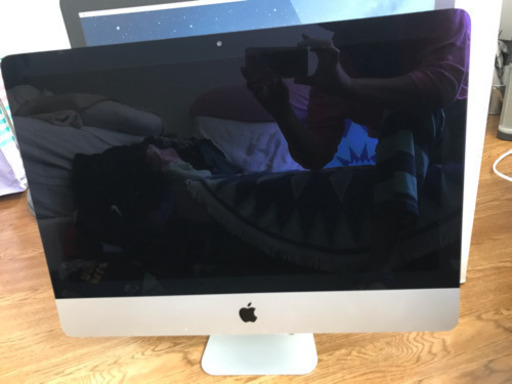 iMac 21.5インチLEDバックライトディスプレイ