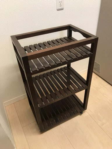 木製ラック  タイヤ付き