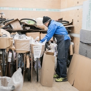 正社員！倉庫管理及び4ｔ集荷ドライバーの画像