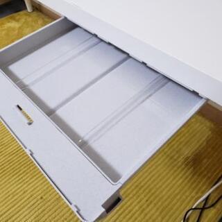 IKEA　机　6/26 引き取り無料の画像