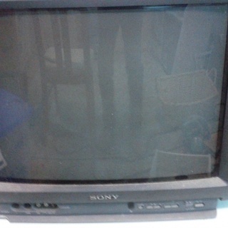 ブラウン管式テレビ
