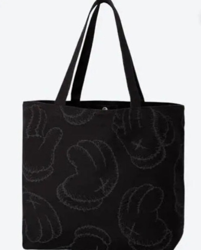 kaws UNIQLO 4点セット！！！