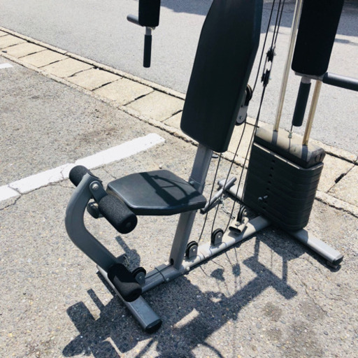 岐阜発！筋トレマシーン 腹筋 脚 胸 色々が一気に！