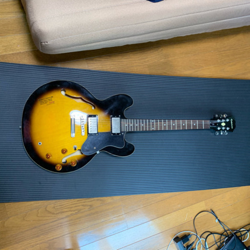 Epiphone セミアコースティックギター Dot VS