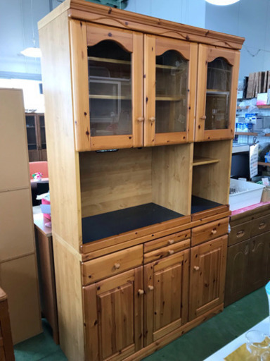 キッチンボード/食器棚