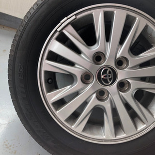 トヨタVOXY 純正ホイールタイヤ4本セットの画像