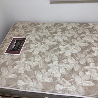 【商談中】シモンズ マットレス 高級マットレスの画像