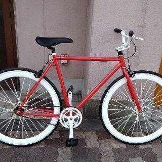 赤い700c シングルスピードピストバイク