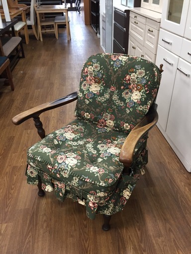 飛騨産業！！　1人掛けソファー！！！　売場展開中！！！