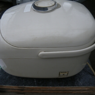 Panasonic SR-NE18 （1.8リットル）炊飯器の画像