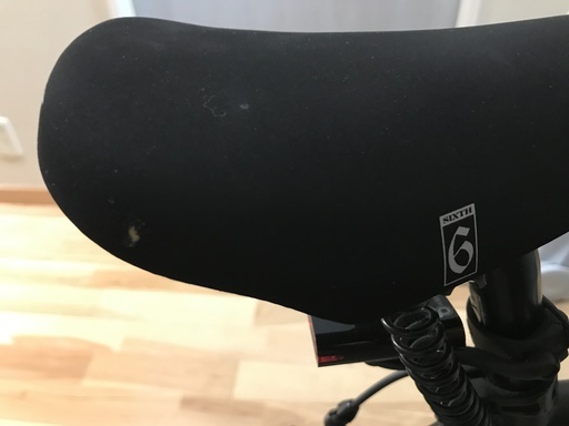 rockbikes ロックバイクスのロードバイクenvy  鍵やライトなど自転車必需品のおまけ大量