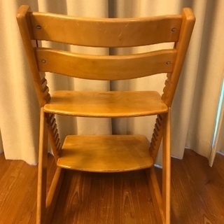 子供用チェアの画像
