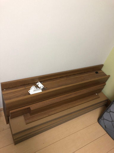 商談中。ベッド