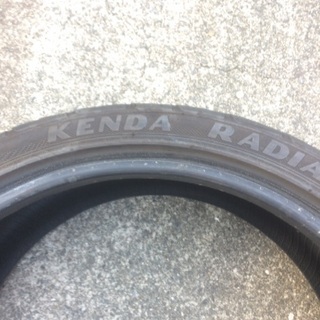 KENDA 235 35 19 一本のみ タイヤの画像