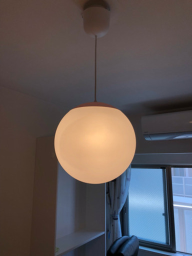IKEAのペンダントライト(FADO,ホワイト,30cm)
