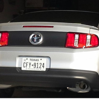 2010-12yマスタング  トランクリッド ブラックアウトパネルの画像