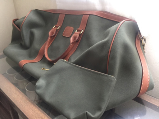 バーバリー 大きめボストンバッグ 美品