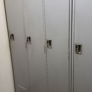オフィスロッカー　無料