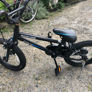 幼稚園くらいの男の子にどうですか？16インチの画像