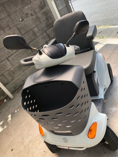 SUZUKI 充電式 シニアカー