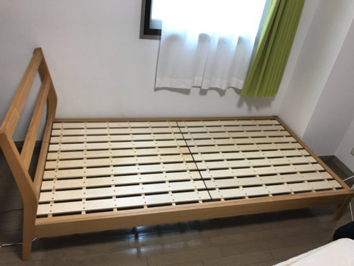 高級シングルベッド(無印、マニフレックス)