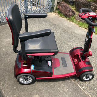 電動カート 車椅子の画像