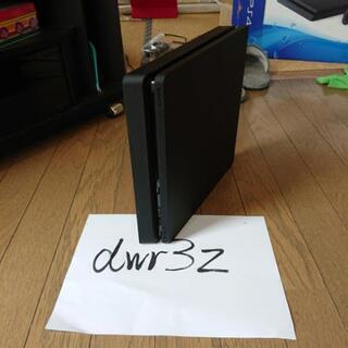 PS4本体とソフト1本おまけします。終了の画像