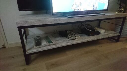テレビボード