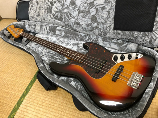 fender japan ベース