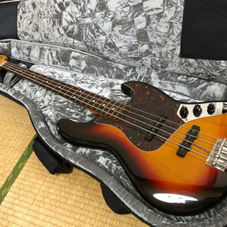 fender japan ベース