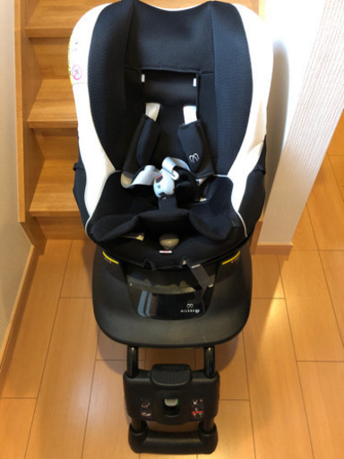 チャイルドシート エールベベ クルット 双子